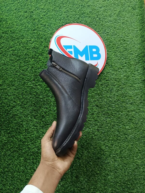 chelsea boot for man